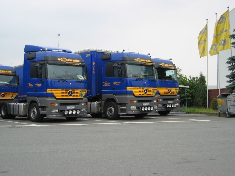 MB Actros Nord Süd.jpg