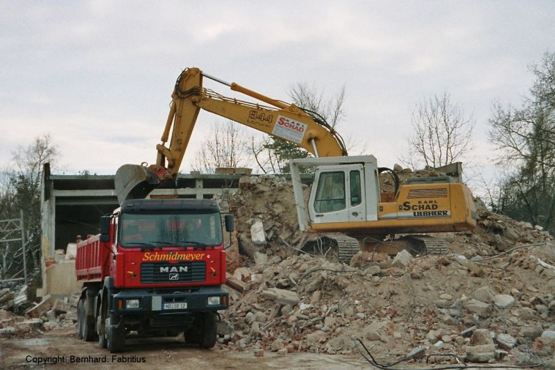 imm019_25.jpg