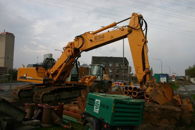 image003.jpg