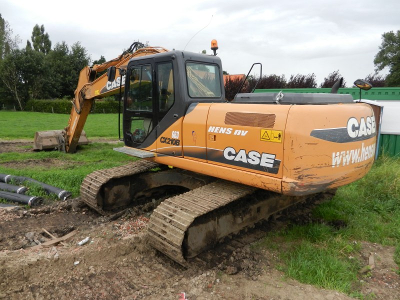 Hens CX 210 B (1).jpg