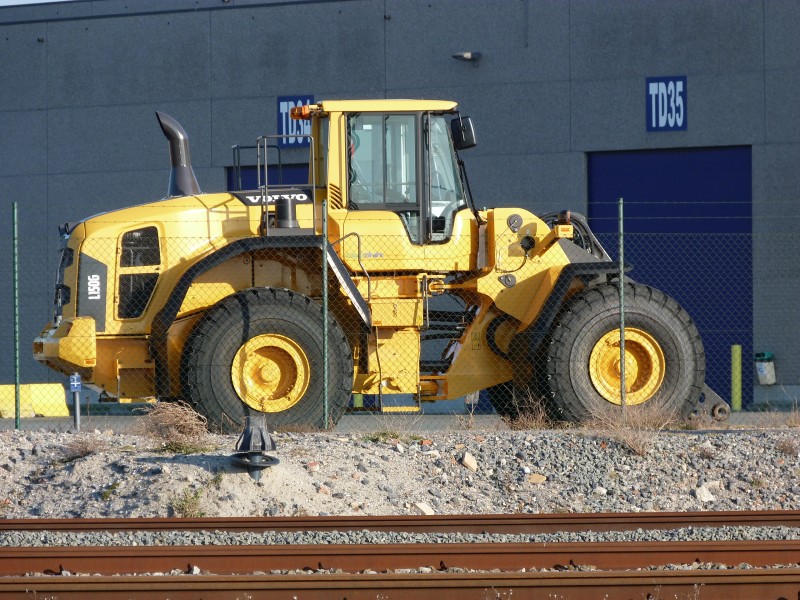 L 150 G (2).jpg