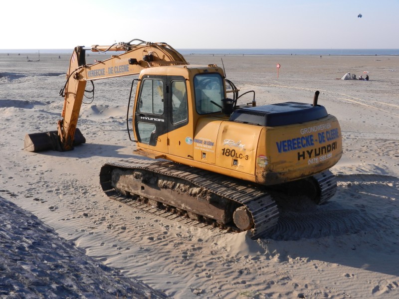 Vereecke-De Cleene Robex 180-3 (1).jpg