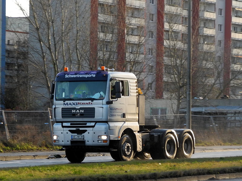 MaxiKraft, MAN TGA 33.530 L.jpg