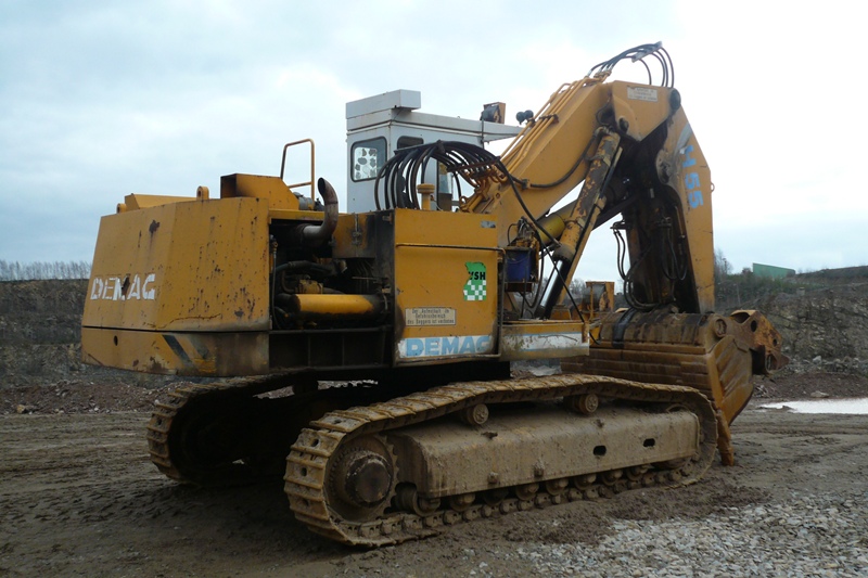 Demag H55 - Wests&auml;chsische Steinwerke GmbH - Steinbruch Hartmannsdorf - 2011-12-29 (10).jpg