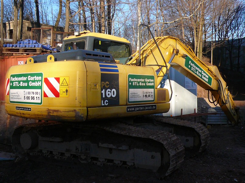 Komatsu PC160 LC - Fachcenter Garten + STL-Bau GmbH - Ulmenstr. in Chemnitz - 2011-01-16 (2).jpg
