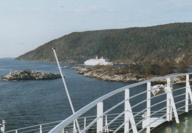 001 (640x444).jpg