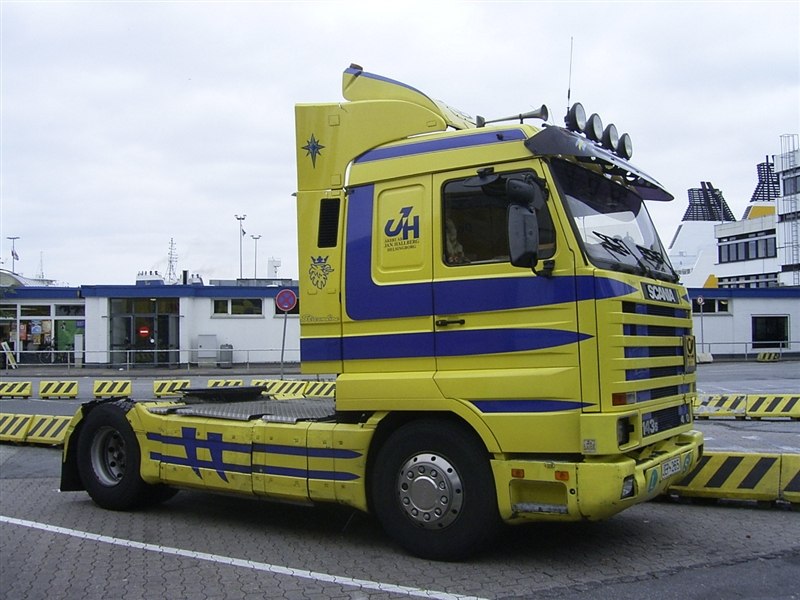 Truck 020.jpg