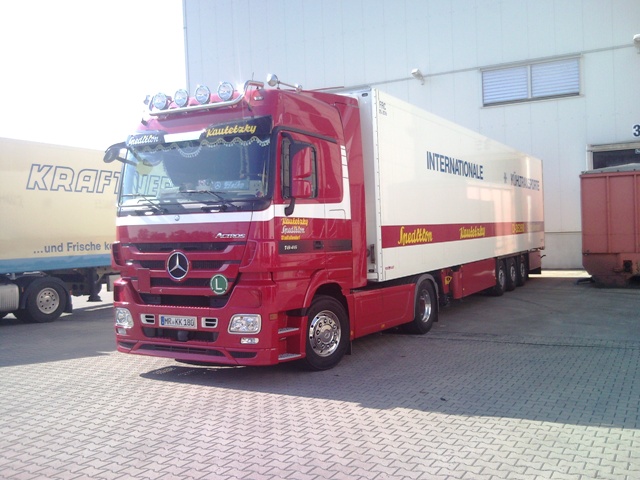Actros Arbeit 001.jpg