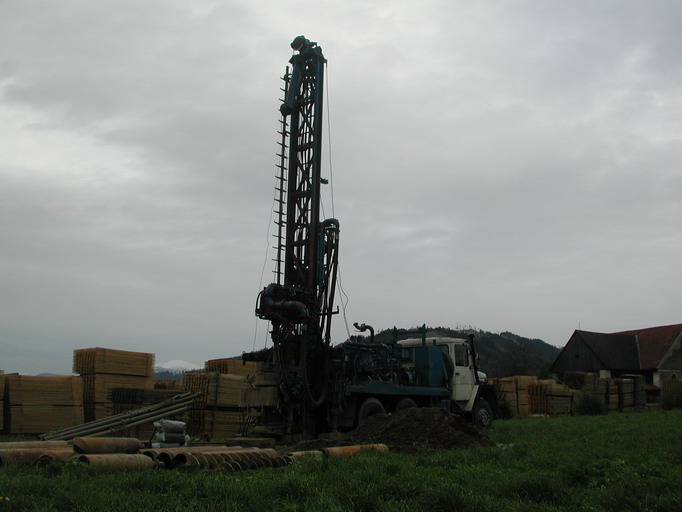 Magirus Deutz Hauber Bohrgerät BR SGHCK563 3.jpg