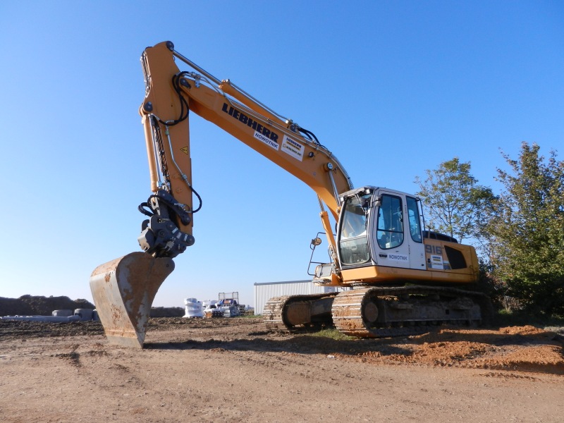 LM R 916 cl (2).jpg