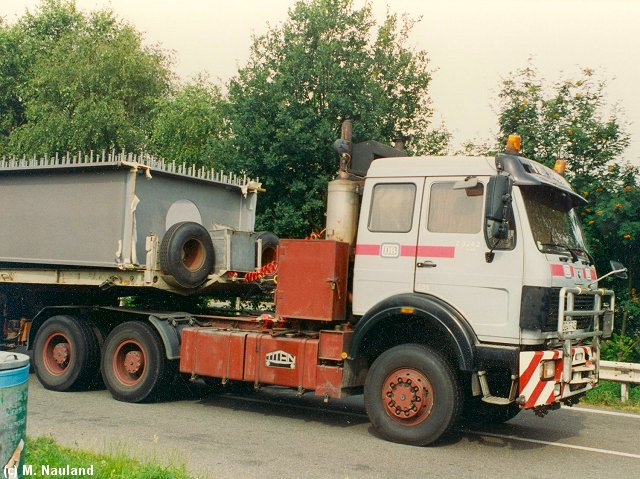  MB-NG-Titan-Schwertansport-DB-2-(Nauland
).jpg