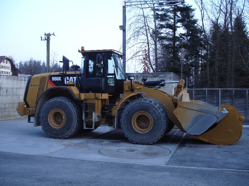 Cat 966K (1).jpg