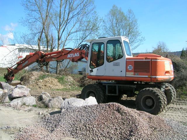 Diverse Baumaschinen 027.jpg