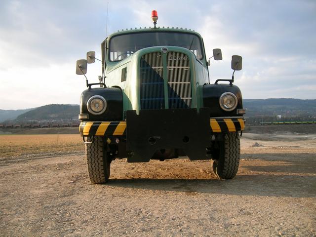 Diverse Baumaschinen 002.jpg