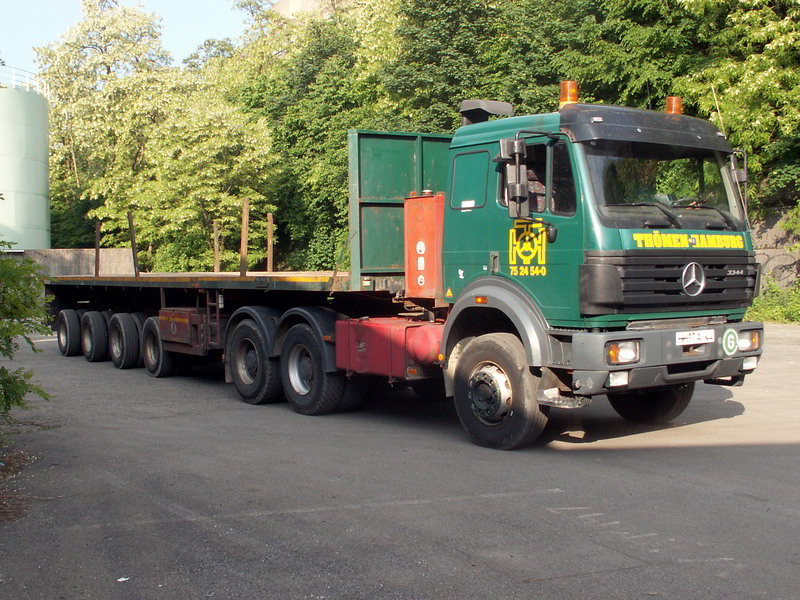 LG 1550_077.jpg