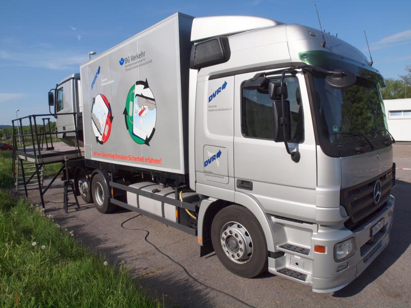 K800_&Uuml;berschlag LKW BG verkehr 20.05.12 (200).jpg