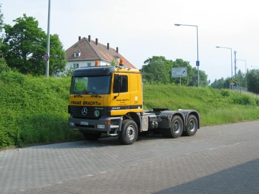 MB Actros S 3346.jpg