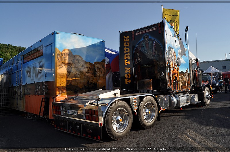 Trucker & Country Festival Geiselwind 25 mei 2012 506.jpg