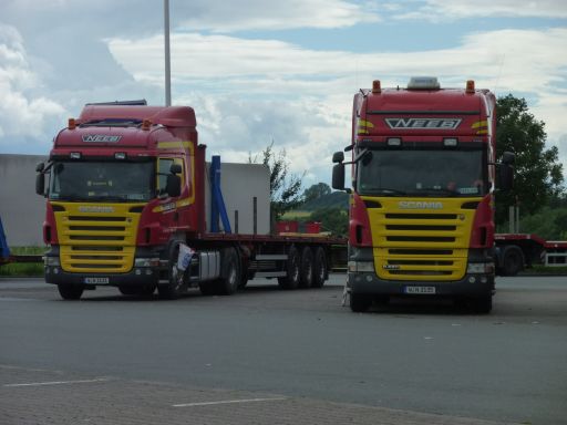 Neeb (2).jpg