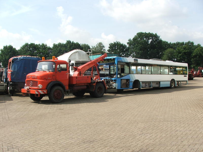 MB 1517 ALGA Abschlepper DSC00161 (2).jpg