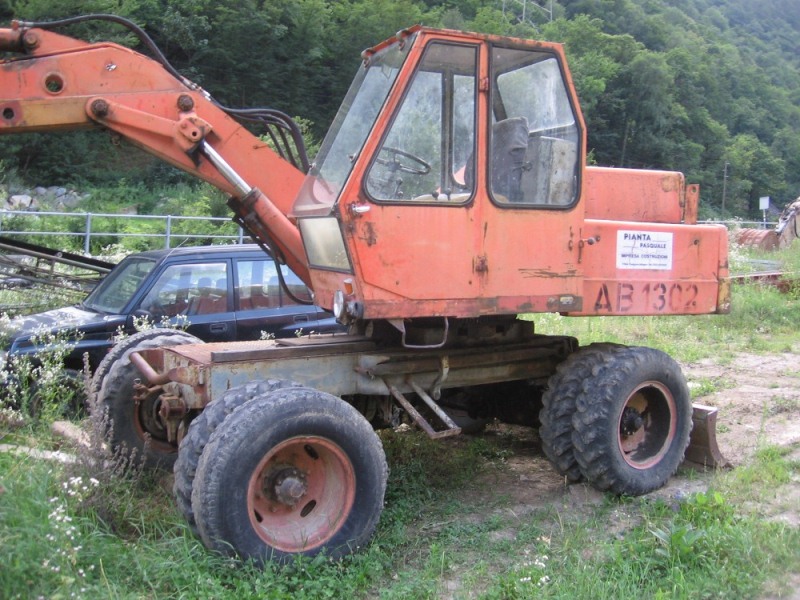 Atlas AB1302 Pianta 002.jpg