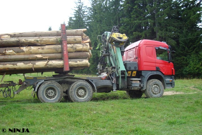  Scania_P420_6x6_oplen_HR_Epsilon_E165Z_0
7.jpg