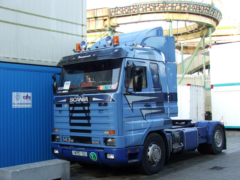 Scania 143M 500 blau Freimarktsabbau10-28-2005 030 (2).jpg