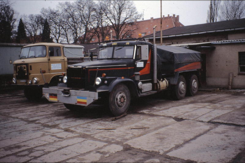 Kraz Schwarz Bild002 (2) (2).jpg