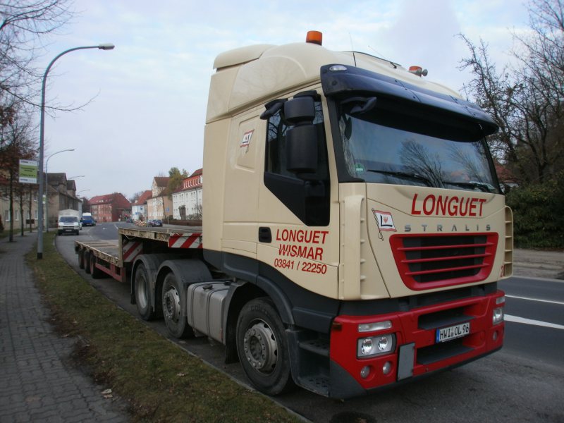 Iveco Stralis Longuet.jpg