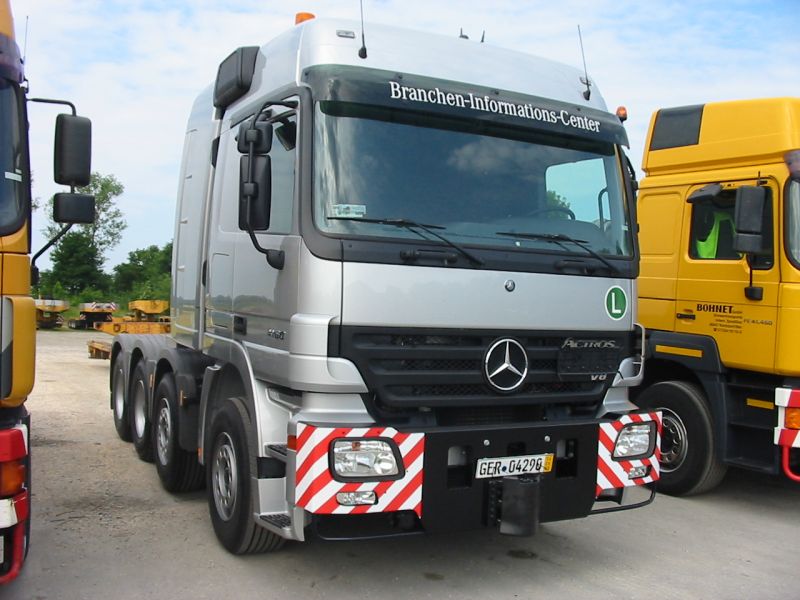 DB-Actros-41660-Bohnet-neu-110605-kr01.jpg