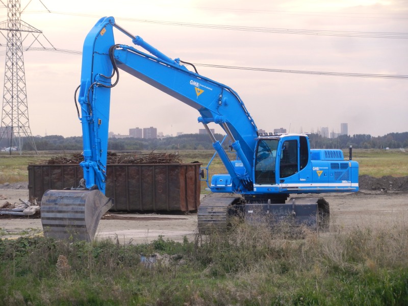 GMB RX 380-9 (3).jpg