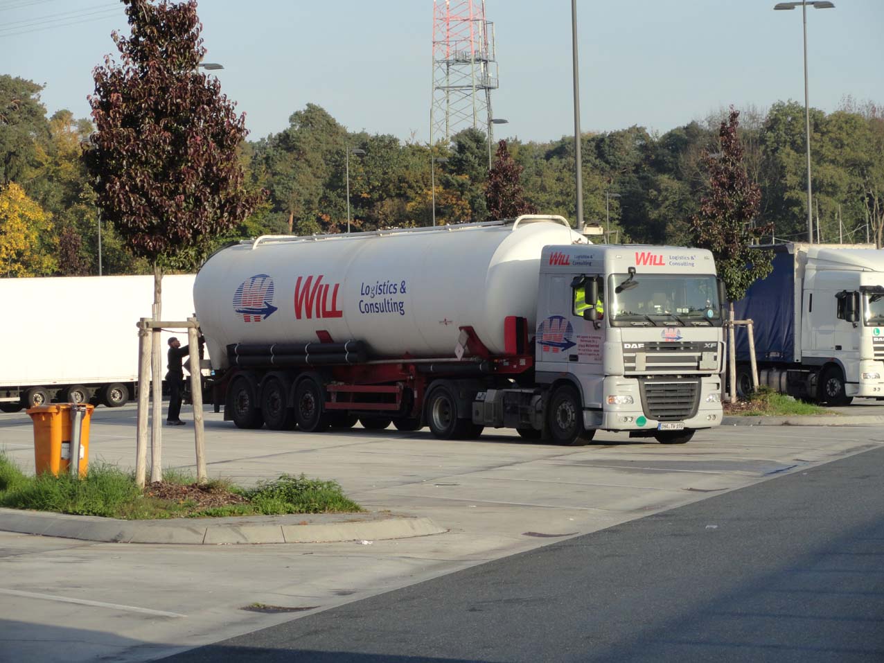 Baumaschinenbilder.de Forum LKW und ihre Aufbauten Silofahrzeuge