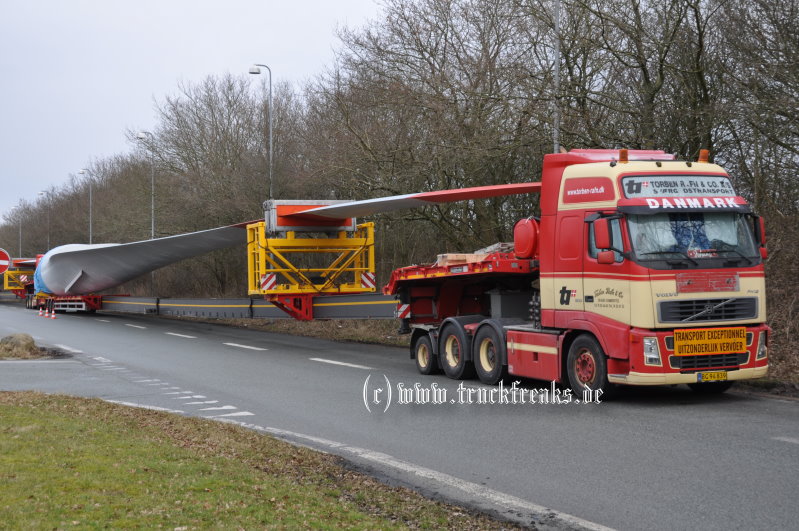 Rafn Volvo FH12neu TeleskopPr-SZ.jpg