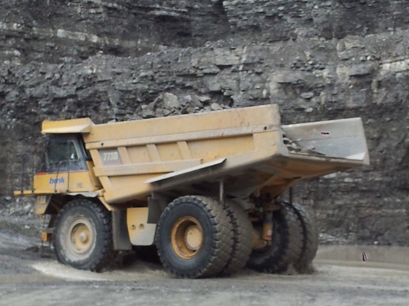 Cat 773D (2).jpg