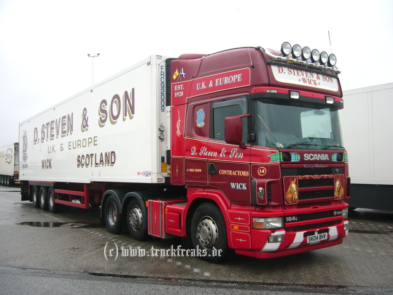 Steven&Son Scania SZ 1.jpg