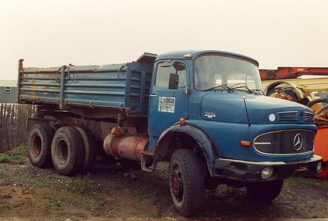 MB-L-2624-Hauber-Kipper-blau-(MN) (3).jpg