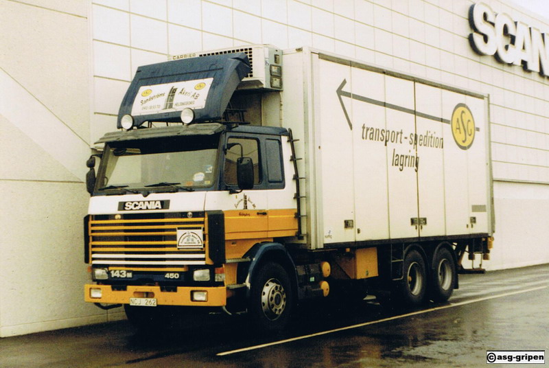 ASG Sandströms Scania 143 450.jpg