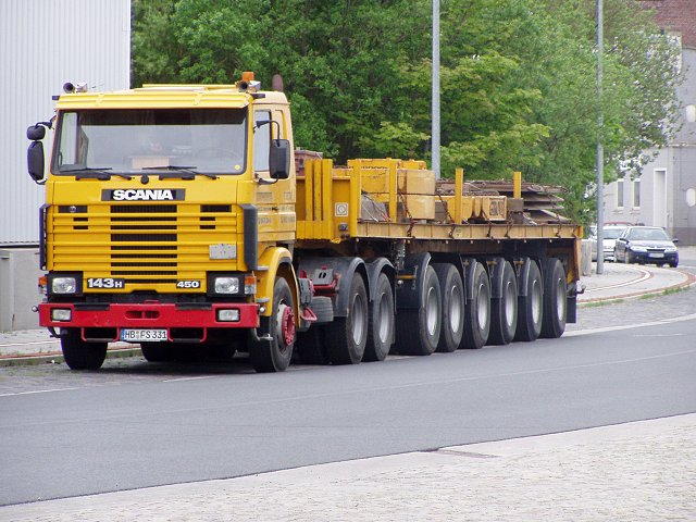 Scania-143-M-450-Kronschnabel-Franke-2 (2).jpg