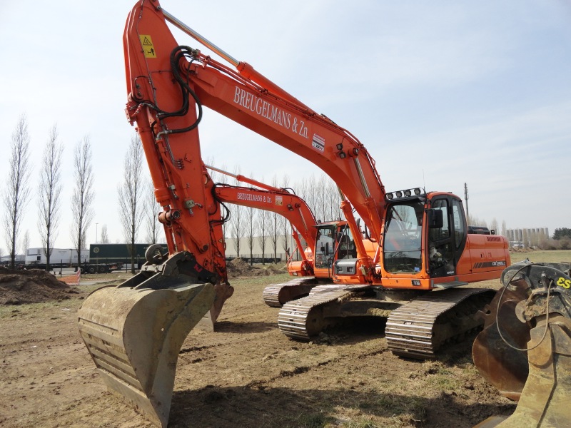 Breugelmans DX 255 (1).jpg