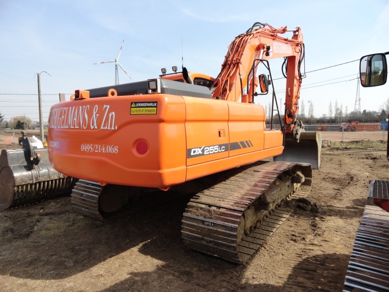 Breugelmans DX 255 (2).jpg