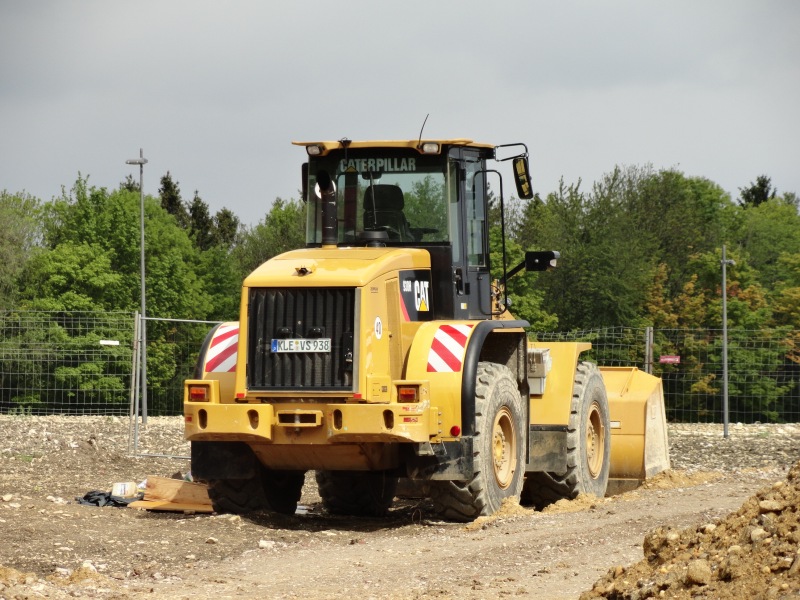 Caterpillar 938 H (1).jpg