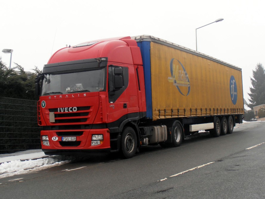 Iveco Stralis aus Litauen.jpg