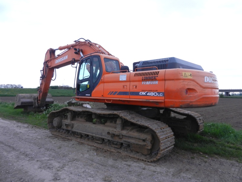 Lommers DX 480 (1).jpg