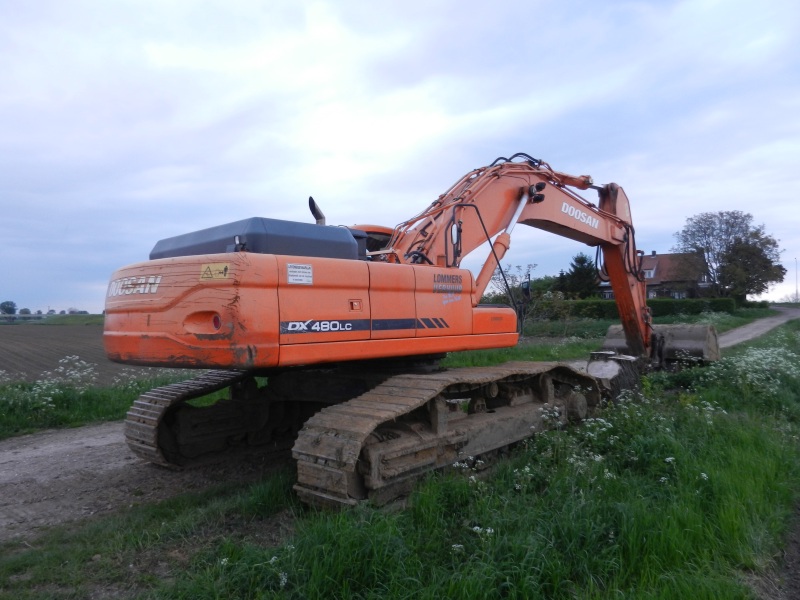 Lommers DX 480 (3).jpg