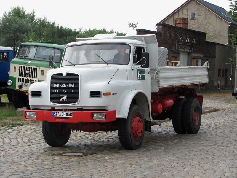 d 14440.jpg