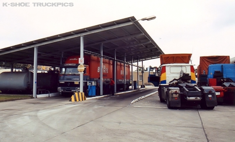 Liaz Maz & Renault.jpg
