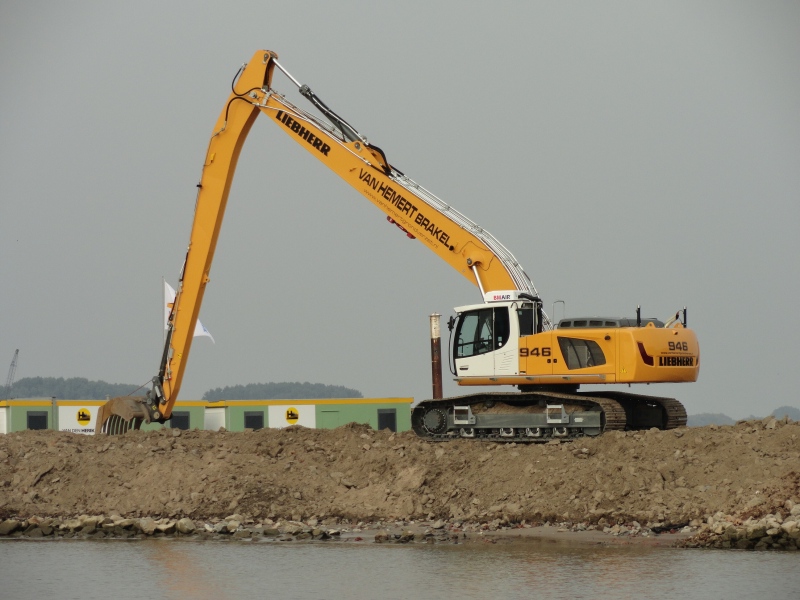 Hemert R 946 (5).jpg