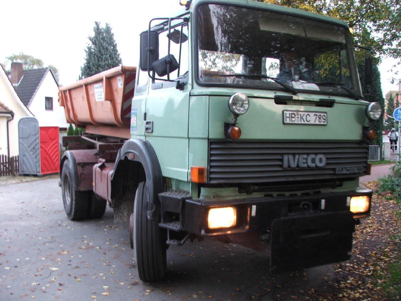 LÜSSEN Iveco 256 M 19 DSC00278 (2) (2).jpg