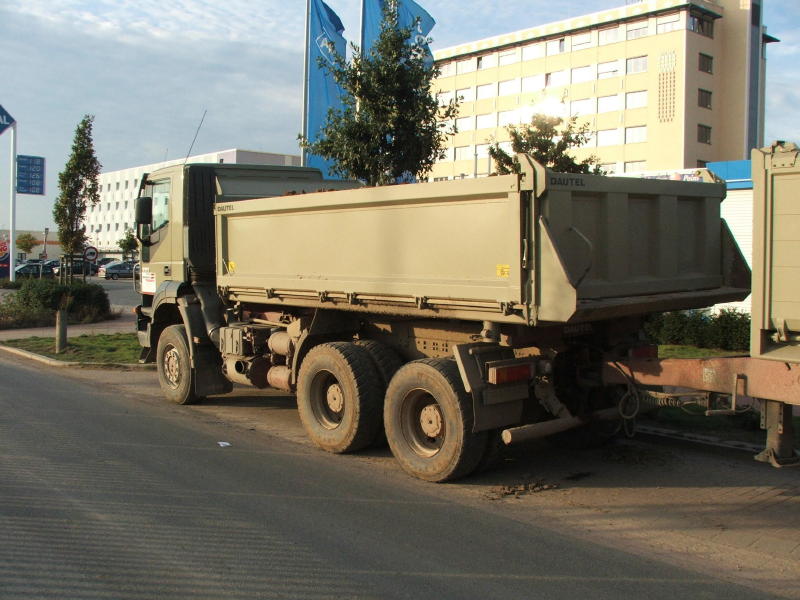 DIEKMANN Iveco Trakker 380  KippHz 005 (2).jpg