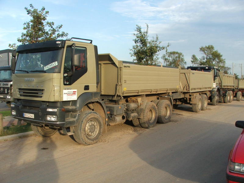 DIEKMANN Iveco Trakker 380 KippHz 002 (2).jpg